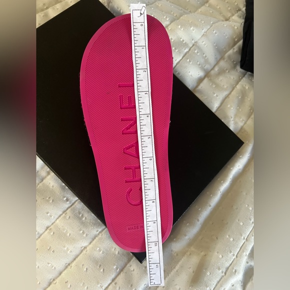 🖤💓Chanel Tweed Sandels 💓🖤 - Picture 11 of 11